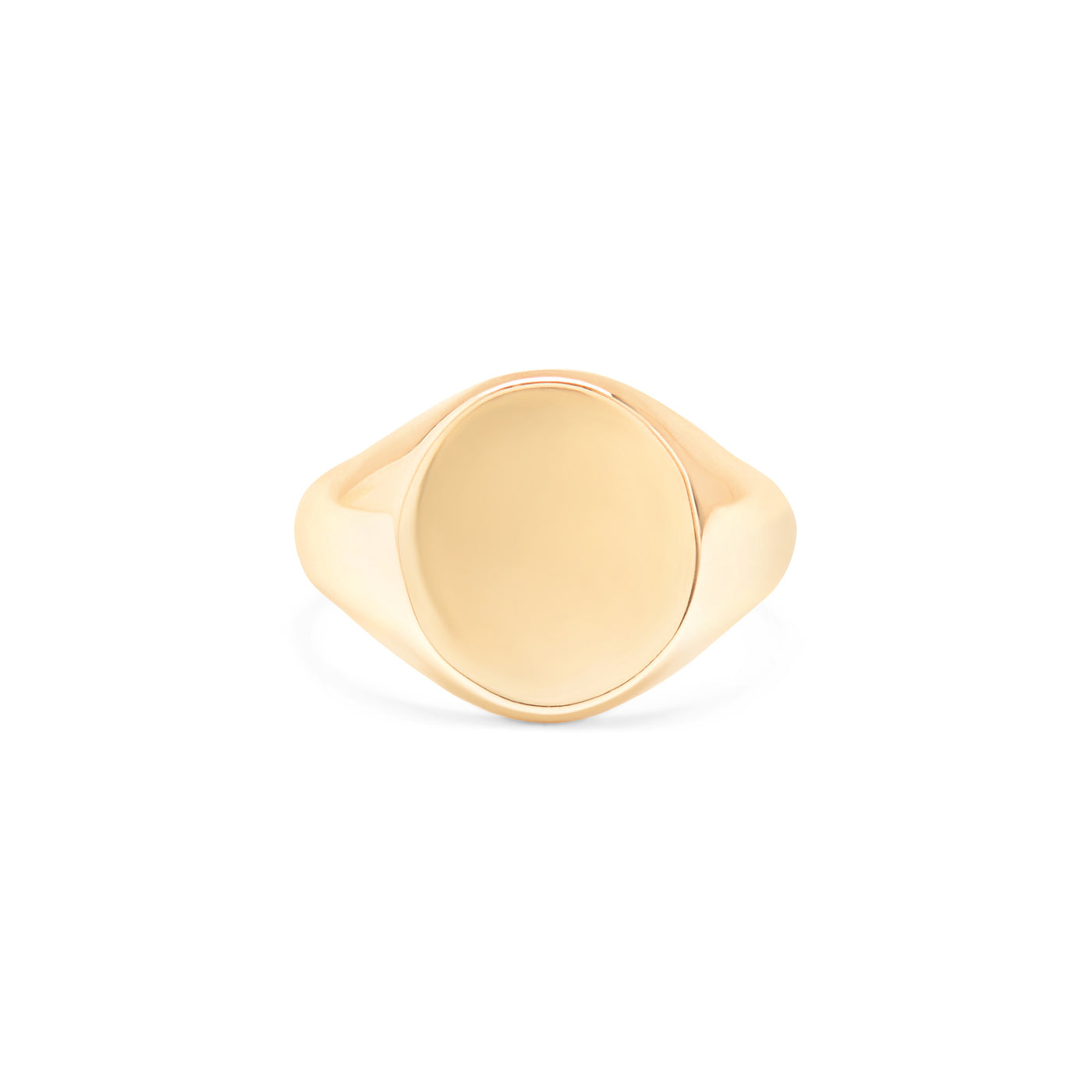 Yellow gold men’s signet ring with a round flat top that can be engraved